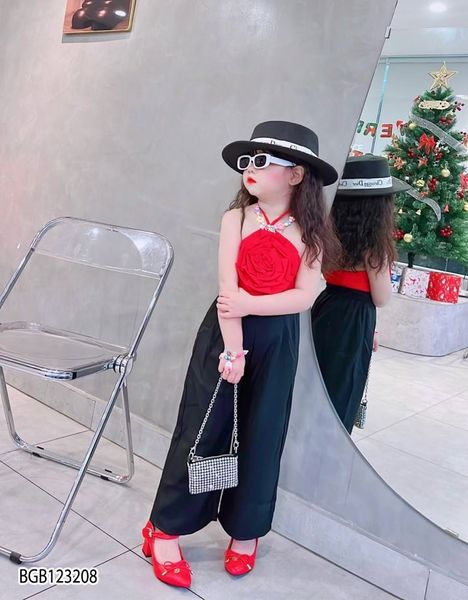 Set áo hoa nổi quần ống suông dễ thương cho bé gái BGB123208