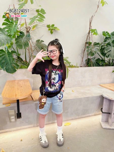 Set áo Mickey phối quần jean lửng wash bạc dễ thương cho bé gái BGB124051