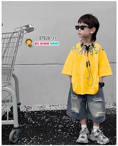 Set jean chữ hoạ tiết phun sơn phối quần jean wash rách cực ngầu cho bé trai BTB28730