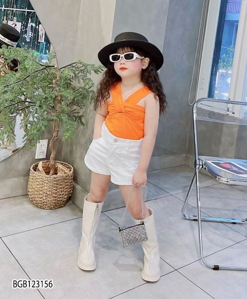 Set áo chéo quần sort Jeans dễ thương cho bé gái BGB123156