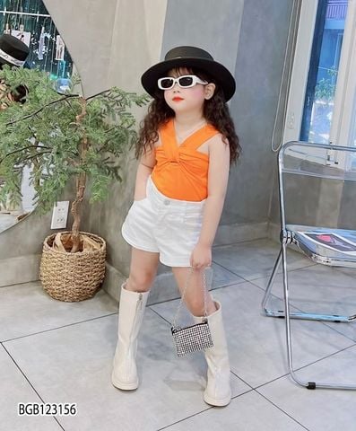 Set áo chéo quần sort Jeans dễ thương cho bé gái BGB123156