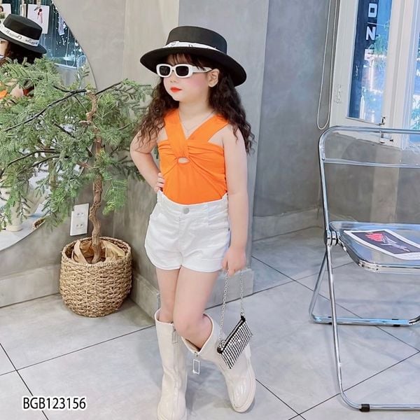 Set áo chéo quần sort Jeans dễ thương cho bé gái BGB123156