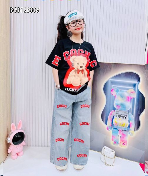 Set áo gấu COCHI quần jeans ống suông dể thương cho bé gái BGB123808