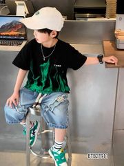 Set jeans phối màu hoa văn dễ thương cho bé trai BTB27910