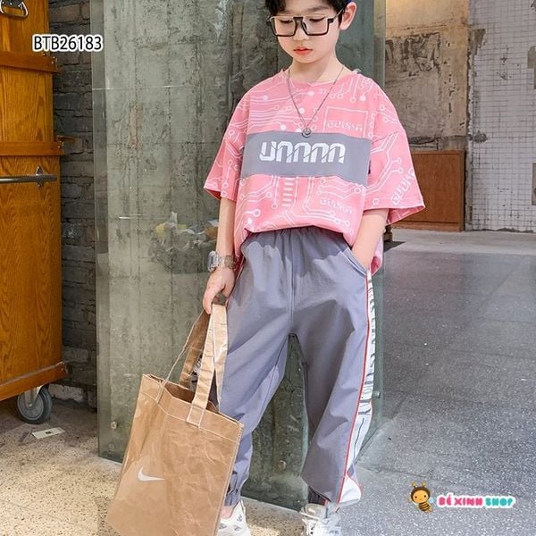 [XẢ KHO] Set áo hoa văn in chữ quần jogger thể thao dễ thương cho bé trai BTB26181