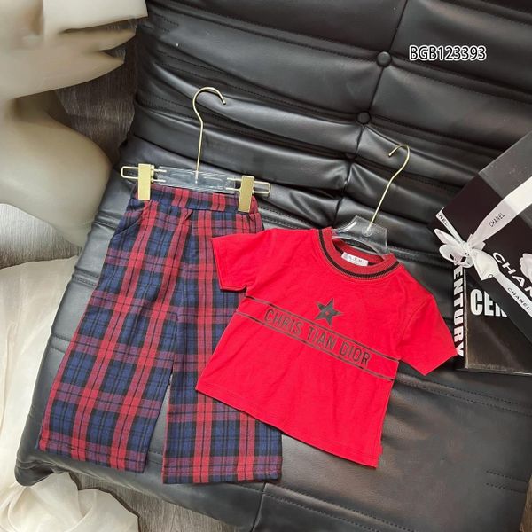 Set áo ngôi sao quần caro dễ thương cho bé gái BGB123393