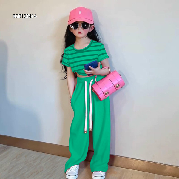 Set áo sọc quần ống suông dễ thương cho bé gái BGB123413