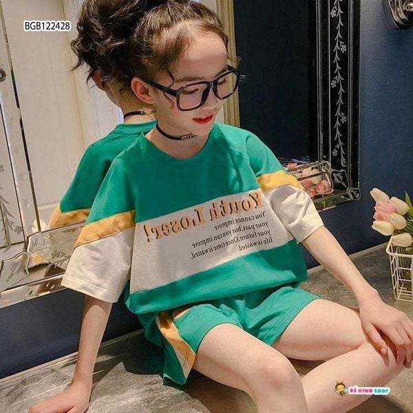 Bộ phối màu in chữ YOUTH dễ thương cho bé gái BGB122427