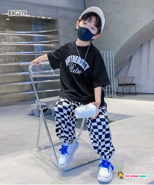 Bộ áo chữ Retro quần thụng caro dễ thương cho bé trai BXG279