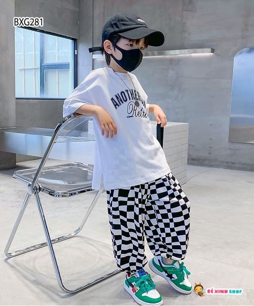 Bộ áo chữ Retro quần thụng caro dễ thương cho bé trai BXG279