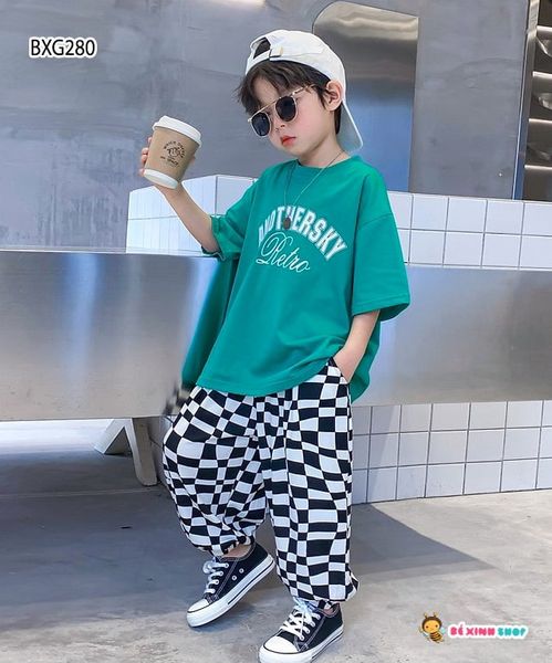 Bộ áo chữ Retro quần thụng caro dễ thương cho bé trai BXG279