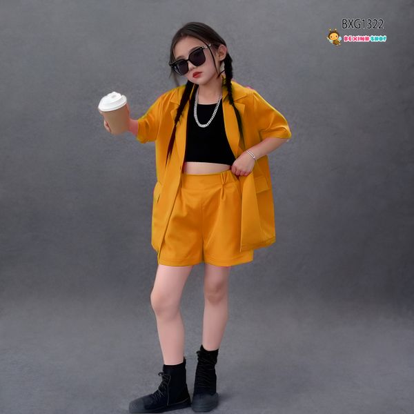 Set vest kèm áo thun croptop quần sort cho bé gái BXG1320