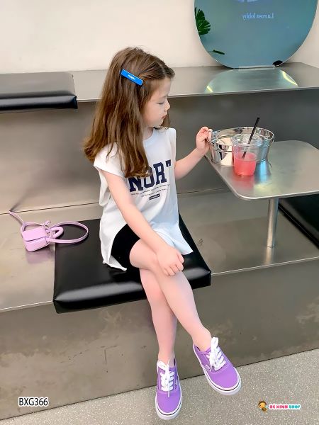 Set áo xẻ tà quần legging lửng NORT dễ thương cho bé gái BXG366