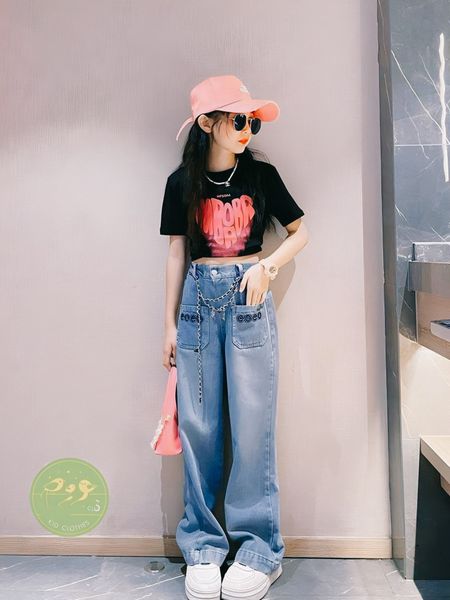 Set áo croptop tim quần jeans ống rộng dễ thương cho bé gái BGB123604