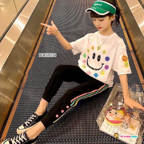Set thể thao mặt cười dễ thương cho bé gái BGB120552