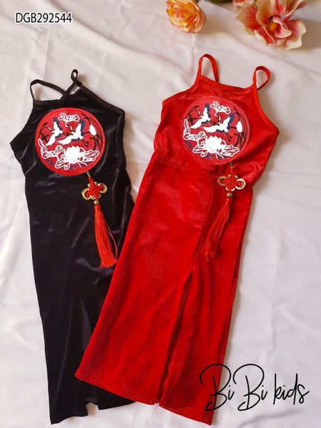 Sườn xám cách tân thêu hạc dễ thương cho bé gái đi lễ tết DGB292544