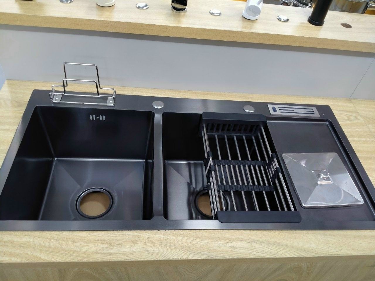 Chậu rửa inox 304 2 hố Sự lựa chọn hoàn hảo cho mọi gia đình