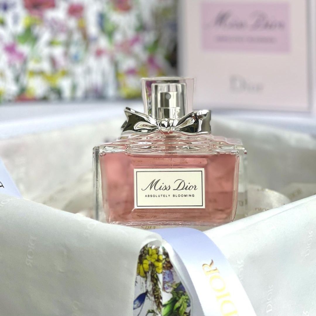 Miss Dior Absolutely Blooming Linh Perfume