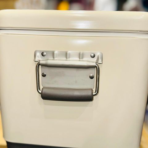 Thùng đá giữ lạnh Retro phong cách cổ điển 51L Naturehike CNH22SN005