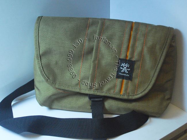 (Shoulder Bag - Fit Ipad) Crumpler Free Wheeler Messenger 2011