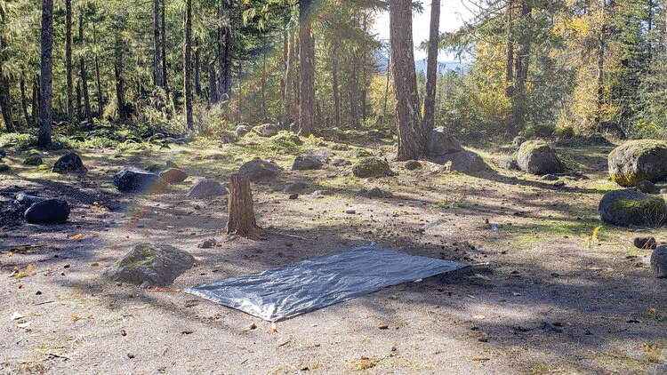 tai sai nen su dung tam lot san leu