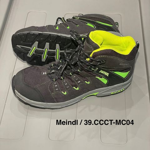 Giày leo núi cổ cao chống thấm MEINDL