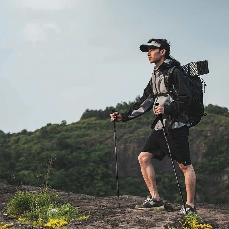Gậy chạy trail leo núi Carbon Blackdog CBD2450DS011