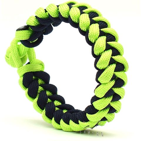 Vòng tay sinh tồn Paracord