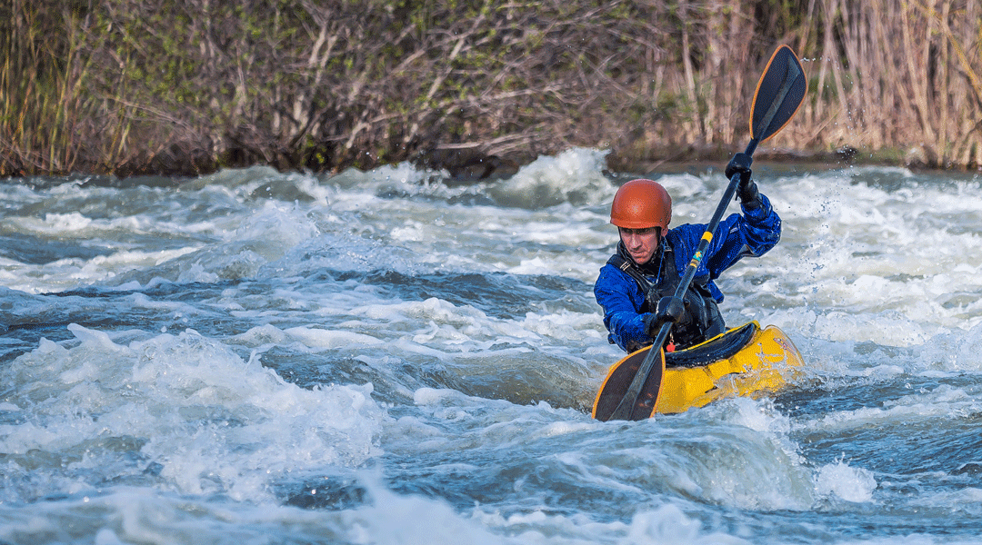 Hình ảnh chèo thuyền Kayak