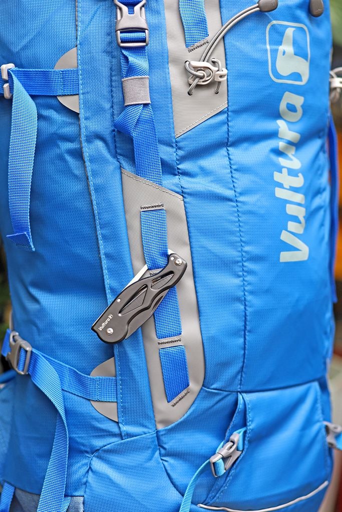 Dao xếp dã ngoại tích hợp móc Carabiner Vultura VTR-KN2403