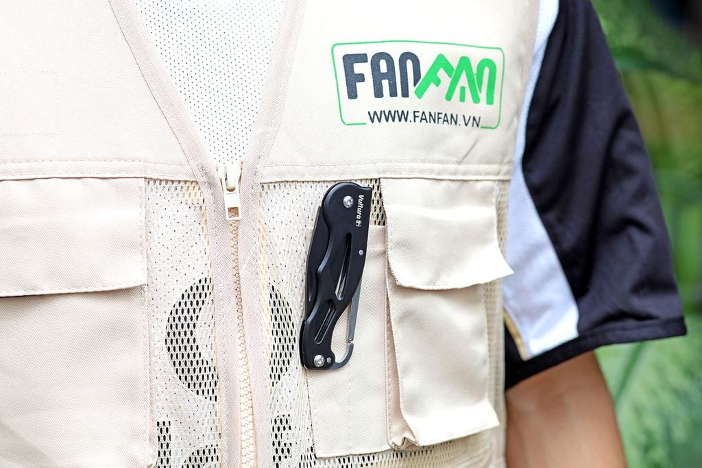 Dao xếp dã ngoại tích hợp móc Carabiner Vultura VTR-KN2403