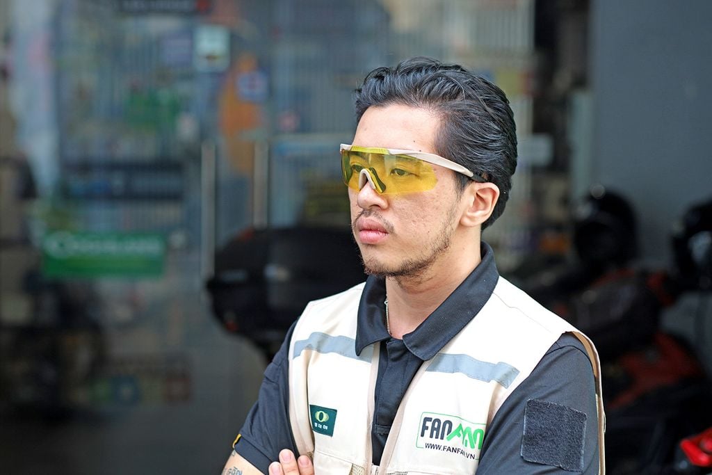 Kính râm dã ngoại tactical 3 tròng Vultura VTR-SU2402