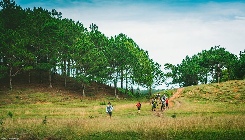 trekking là gi, trekking có gi vui nhung hanh trinh vui ve