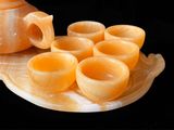  Bộ ấm chén ngọc hoàng long (khay hình lá) 