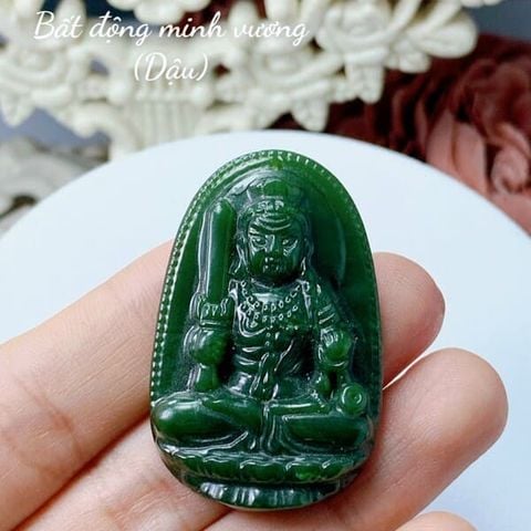 Mặt Phật Bản Mệnh Ngọc Bích