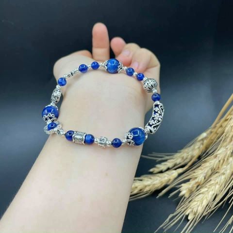 Vòng tay Kyanite mix charm bạc