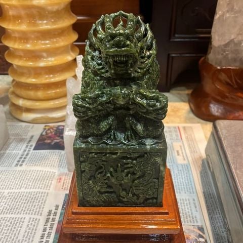 Ấn Rồng Ngọc Bích
