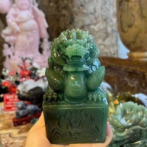 ấn rồng thạch anh xanh
