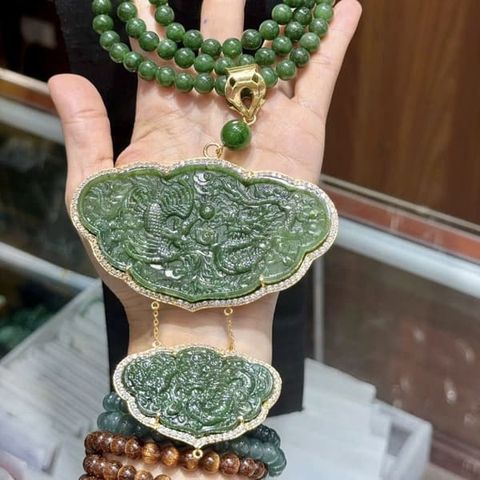 Khánh Hầu Ngọc Bích Chạm Rồng Bọc Bạc Xi Vàng