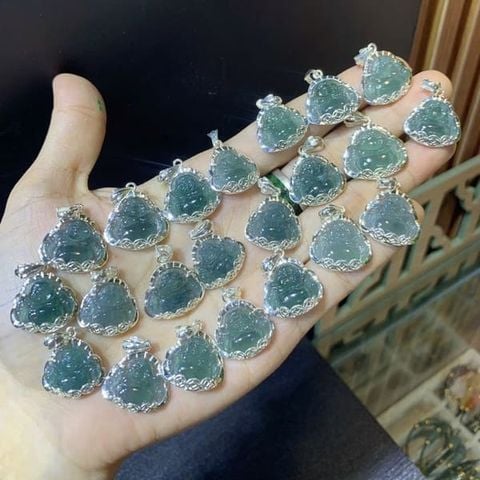 Mặt Dây Chuyền Phật Di Lặc Lam Ngọc Băng