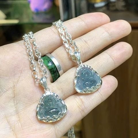 Mặt Dây Chuyền Phật Di Lặc Lam Ngọc Băng