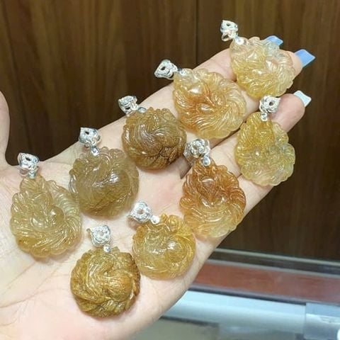 Mặt Dây Chuyền Hồ Ly Thạch Anh Tóc Vàng