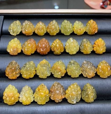 Mặt Dây Chuyền Hồ Ly Chúa Thạch Anh Tóc Vàng