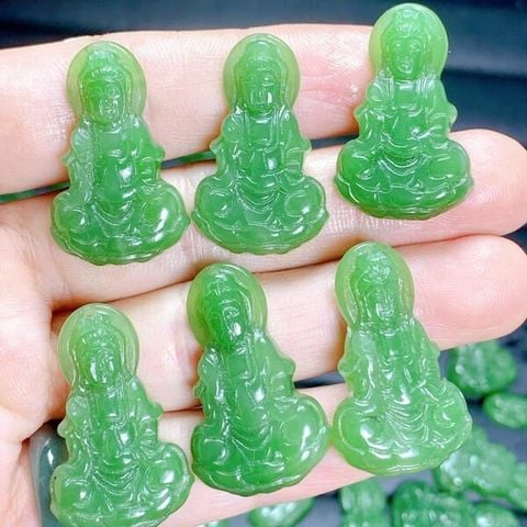 Mặt Phật Quan Âm Ngọc Bích VIP