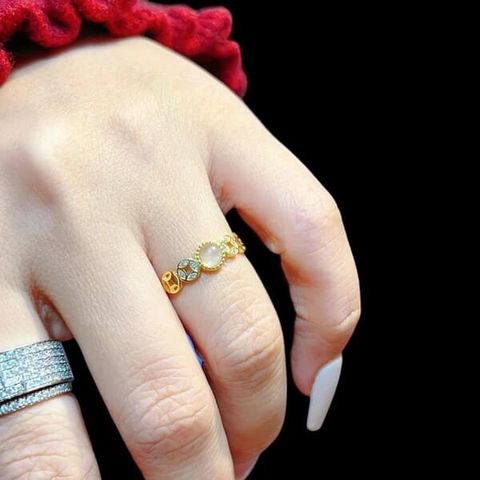 Nhẫn Kim Tiền Đính Đá Quý