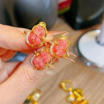 Nhẫn Tỳ Hưu Đào Hoa Bọc Vàng 10k