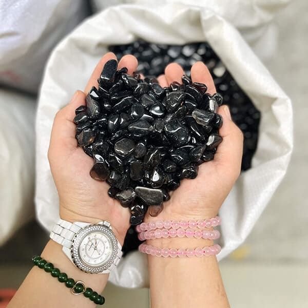  Đá Thạch Anh Onyx đen vụn bóng 