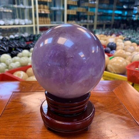 Quả Cầu Thạch Anh Tím 1.8kg 12cm