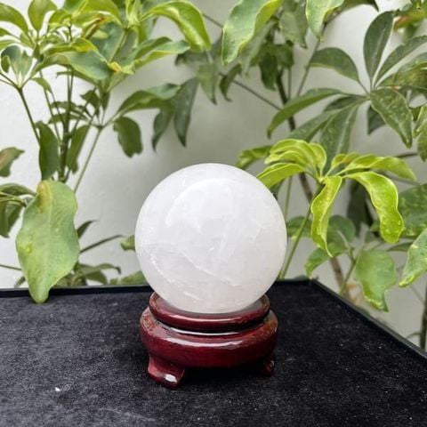 Quả Cầu Thạch Anh Trắng 7.5cm