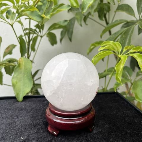Quả Cầu Thạch Anh Trắng 7.7cm
